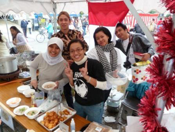 Having fun at the food stalls