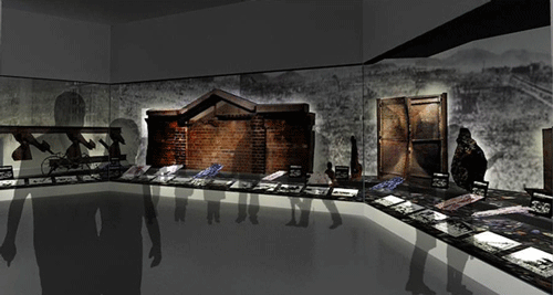 Aggregate exhibit 'Hiroshima on August 6' in the Main Building
