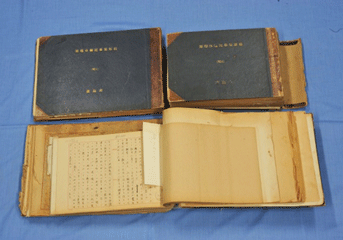 Manuscripts of personal accounts of the atomic bombing that Hiroshima City solicited from the general public / Collection of Hiroshima Municipal Archives