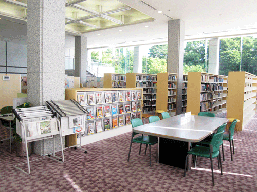 International Exchange Lounge & Library Corner
