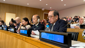 President Matsui (right) and Vice-President Suzuki at the NGO session