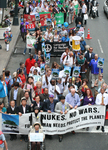 ニューヨークでの平和行進（今年5月のNPT再検討会議時）