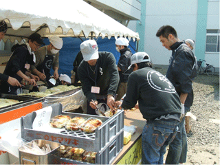 仙台市岡田小学校での活動の様子