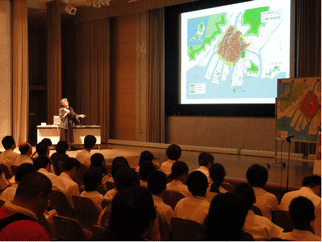 被爆の実相を語る被爆体験証言者