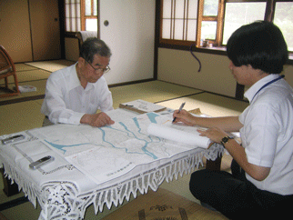 聞き取りの様子