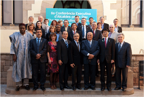 第8回平和市長会議理事会に参加した各都市代表