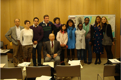 被爆体験証言者との記念撮影