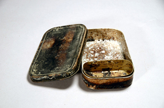 弟の形見の弁当箱　寄贈／加納恒治氏