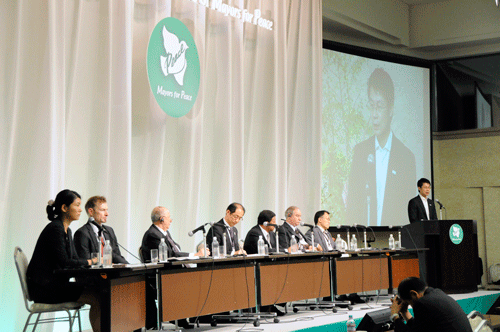 各国政府・NGO関係者等との対話集会