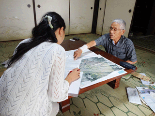 聞き取りの様子