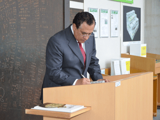 エラルド・エスカラ／駐日ペルー共和国大使