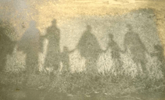 鈴木六郎さんが撮影した家族の写真。六郎さんの一家は原爆で全滅しました。