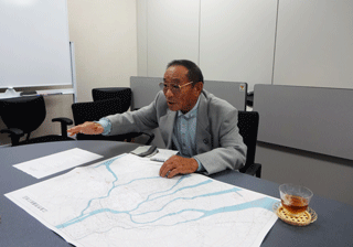 聞き取りの様子