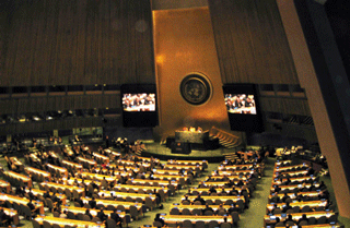 2015年NPT再検討会議（国連総会議場）