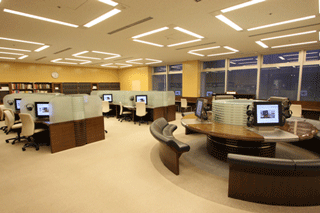 国立広島原爆死没者追悼平和祈念館の体験記閲覧室