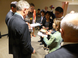 国連本部でのニュージーランド政府国連代表部への要請活動