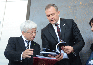 アンドレイ・コソラポフ／ロシア連邦・ボルゴグラード市長