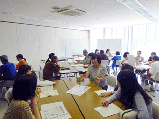 教室紹介の様子