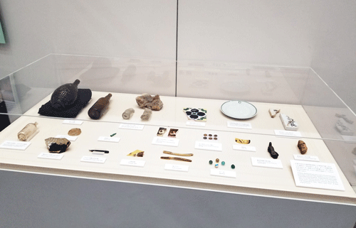 展示中の33点の資料