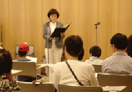 被爆体験記朗読会の様子